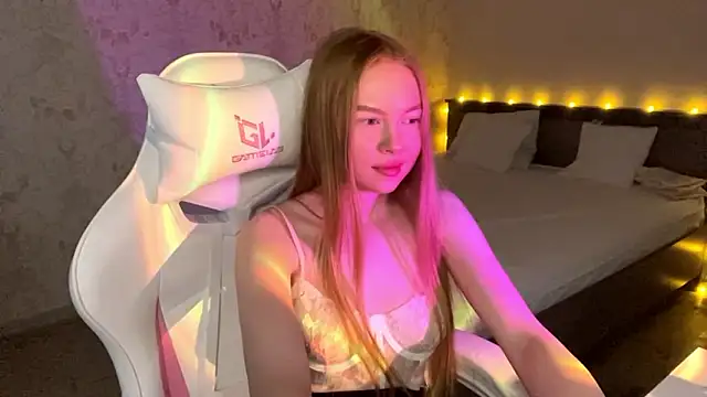 LumiSun Adlı Modelin Web Kamerası Şovu