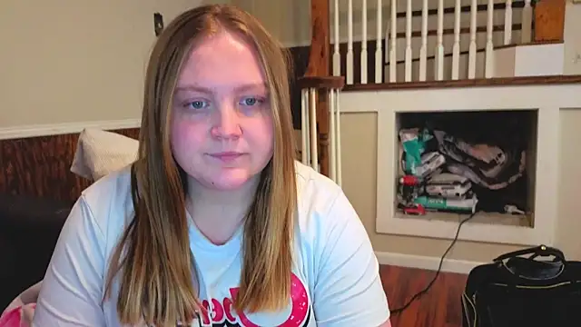 PhatAssBlond's Webcam Show