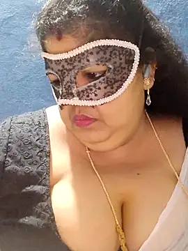 tamilthanushri Live XXX-chat