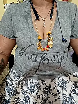 Show de negatamil na webcam