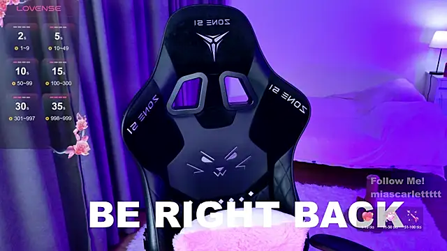 MiaScarlettt Adlı Modelin Canlı XXX Sohbeti