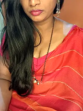 Pokazy przed kamerką – Rachu_love