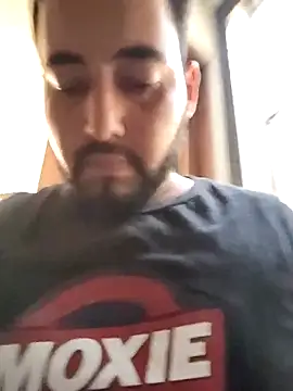 Carlos0294: διαδικτυακό σόου στην κάμερα