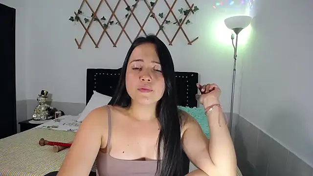 naughty_girl_4u Chat XXX in diretta