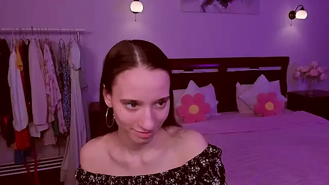 StaceySunny Chat XXX live