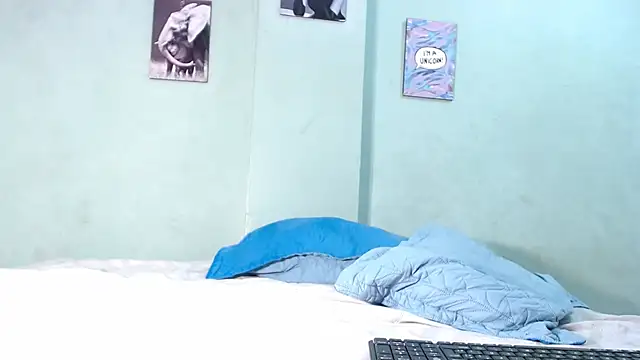 enzzo_rossiのウェブカメラショー