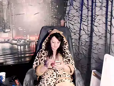 AMOURSWEET2025 Adlı Modelin Canlı XXX Sohbeti