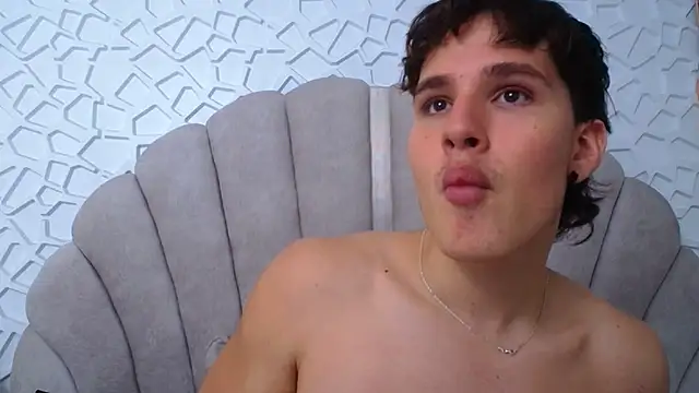 Chat XXX en directo de SEXYBOY_VC