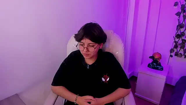 Nathaly_ds Chat XXX in diretta