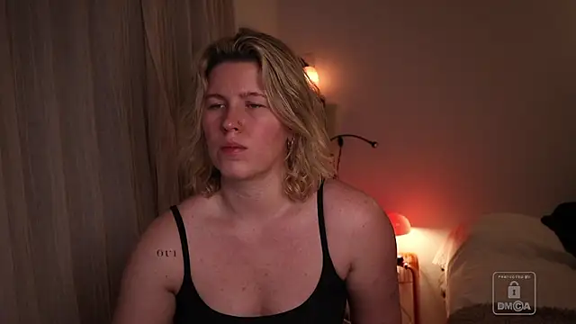 moonamii Adlı Modelin Canlı XXX Sohbeti