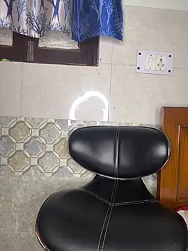 Oh_Priya Adlı Modelin Canlı XXX Sohbeti