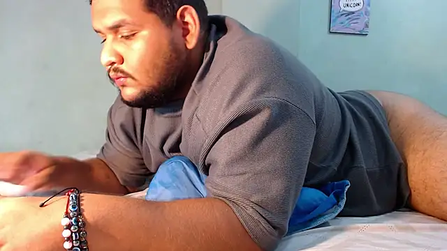 enzzo_rossi Webcamshow