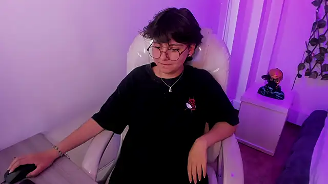 Nathaly_ds 即時 XXX 聊天