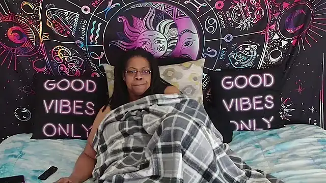 Chat XXX en directo de RENAESPLEASUREPALACE