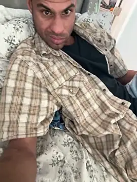 ZF-Athlete's Live XXX Chat