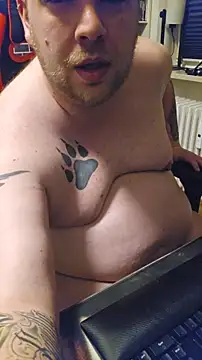 PupW0lfy webcam show