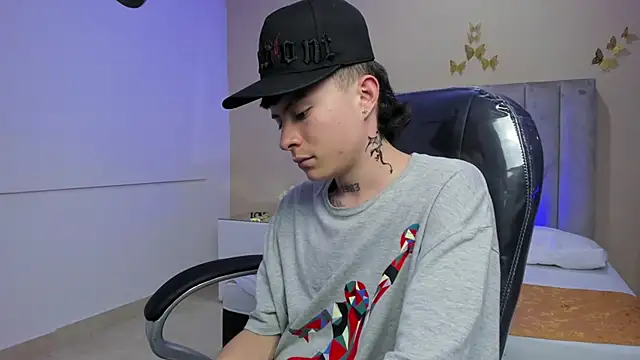 Nascary_Fox Chat XXX in diretta