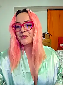 Nova-Satelan Live XXX chat