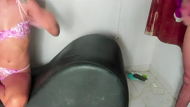 amazing_group_hot69: διαδικτυακό σόου στην κάμερα