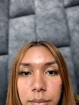 Show modela Nikol_Rang__ na web-kameri