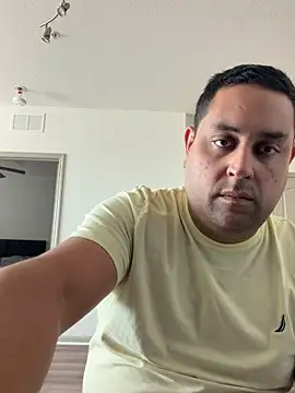 Živý XXX chat GoldenTemptation