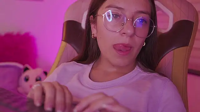 milly_kenner Chat XXX live