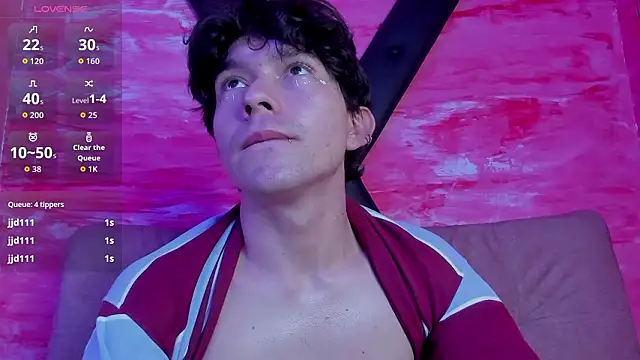 Show modela Eliot_X na web-kameri