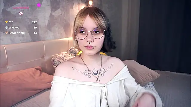 Chat XXX en directo de KellePourier