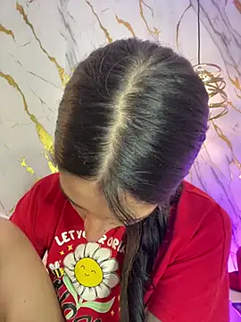 ScaarlettfoxのライブXXXチャット