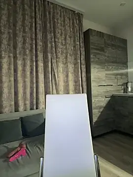 دردشة MissOyee الجنسية المباشرة