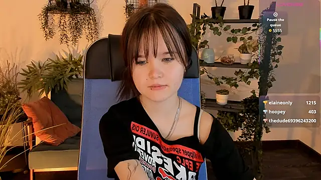 دردشة Elainebeness الجنسية المباشرة