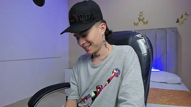 Nascary_Fox Adlı Modelin Web Kamerası Şovu