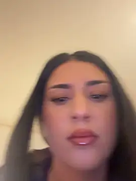 Yasmine-blue Chat XXX live