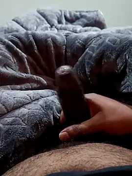 Naughtyforpussy 现场XXX聊天