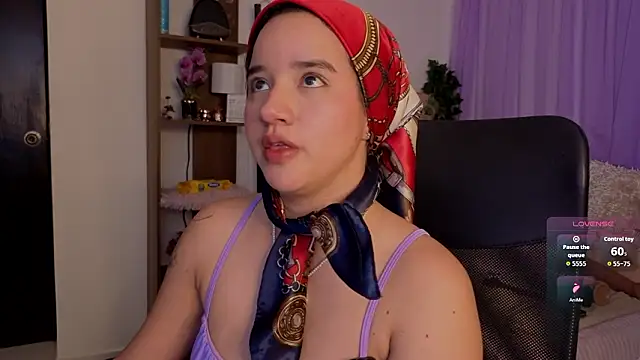 XXX chat uživo modela emilyrouxe