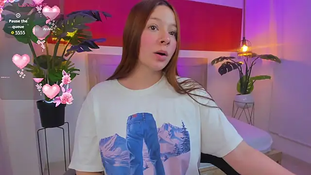 XXX chat uživo modela kitty_sweeety_