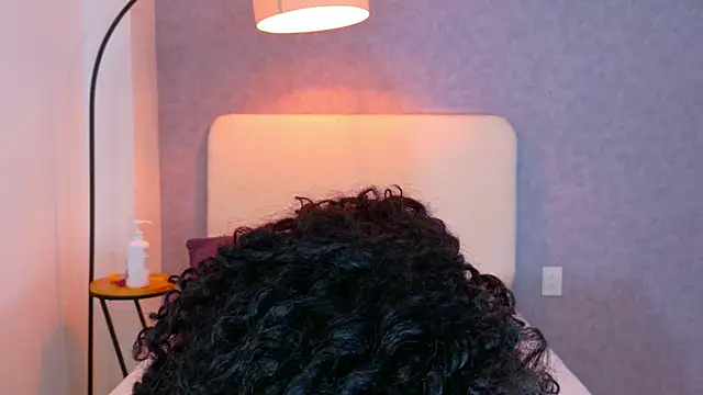 Tracielowe_w 现场XXX聊天