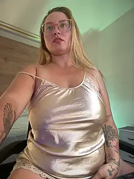 halaaa_1: онлайн-секс-чат