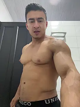 Chris_Clarck's Live XXX Chat