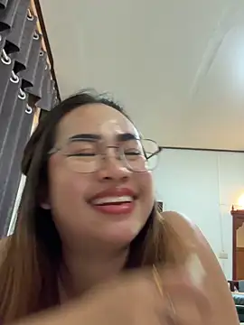 Ponthip 网络视讯表演