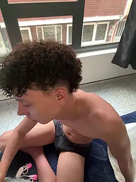 yoursexyjose Webcam show