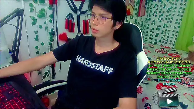 Czat XXX na żywo – Andy_gray