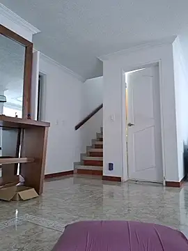 Онлайн чат XXX karina_warthon