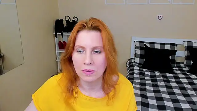 FoxySophia Chat XXX in diretta