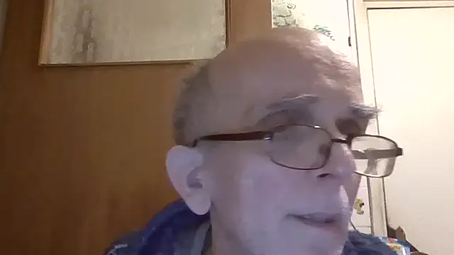 mariusica1@xh live XXX chat