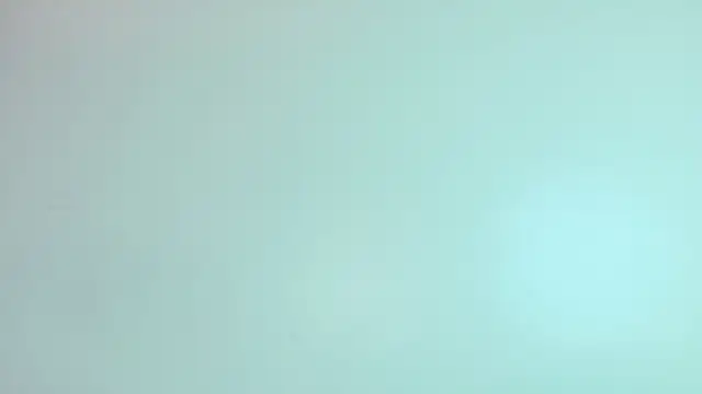 RiriiBrunette__: διαδικτυακό σόου στην κάμερα