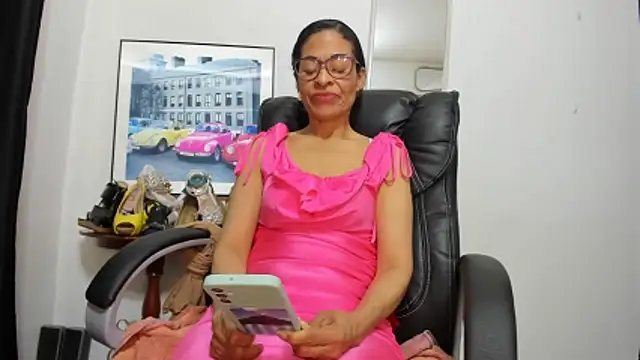 Show de Aries_Mature na webcam