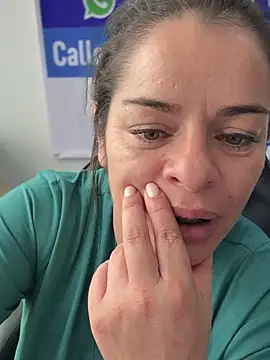 NATHALIA-28_: онлайн-секс-чат