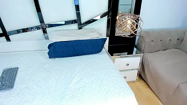 Онлайн чат XXX AriannaRussell_