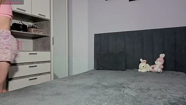 Chatroom XXX en direct de Sheli_baby